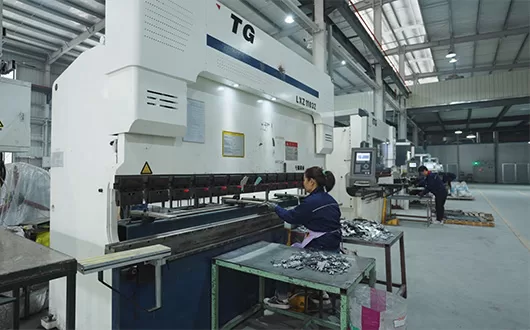 CNC Metal Bending Machine